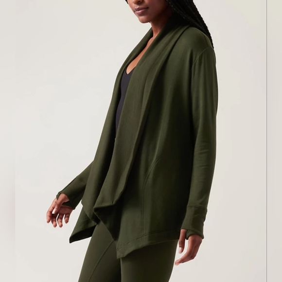 Athleta Olive Green Pranayama Restore Wrap Size 1X - Picture 3 of 10